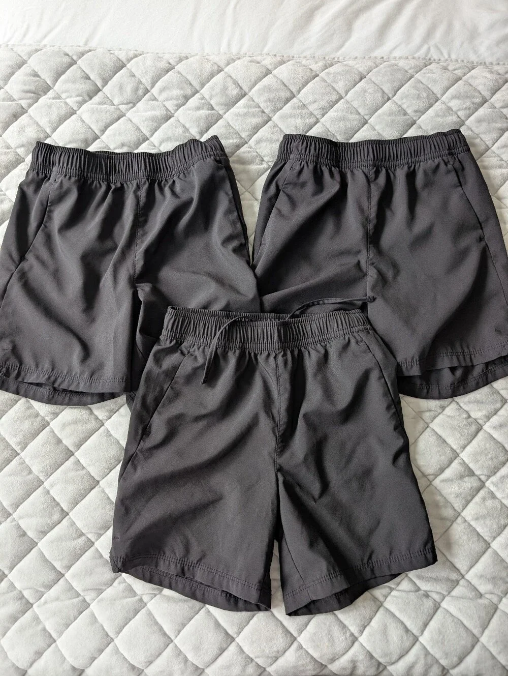 NWOT Old Navy StretchTech Shorts For toddler Boys, 5x. Black, Grey. Size 4T
